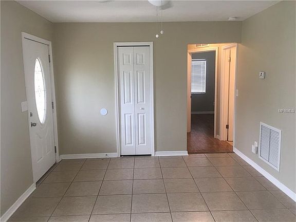 3rd image of 2295 Flamingo Ave