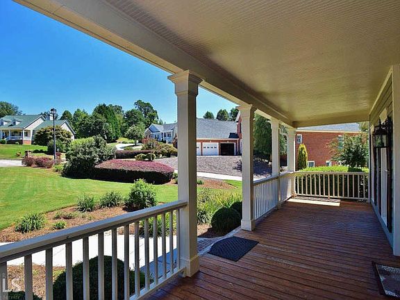 2nd image of 4340 Cypress Pl
