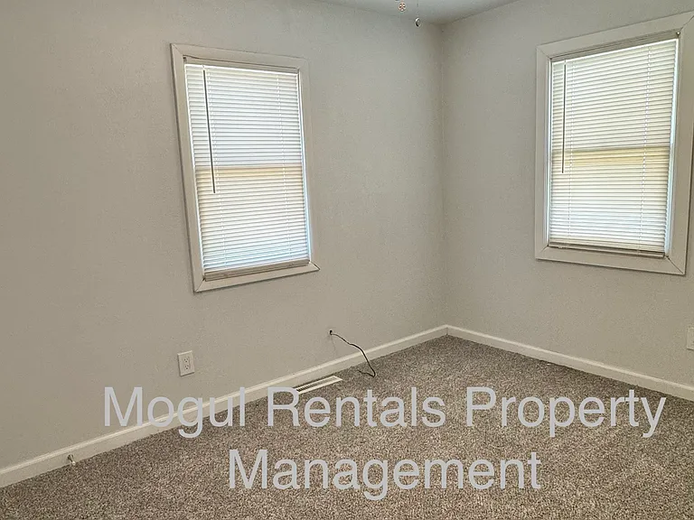 1401 S Anna St — Photo 10