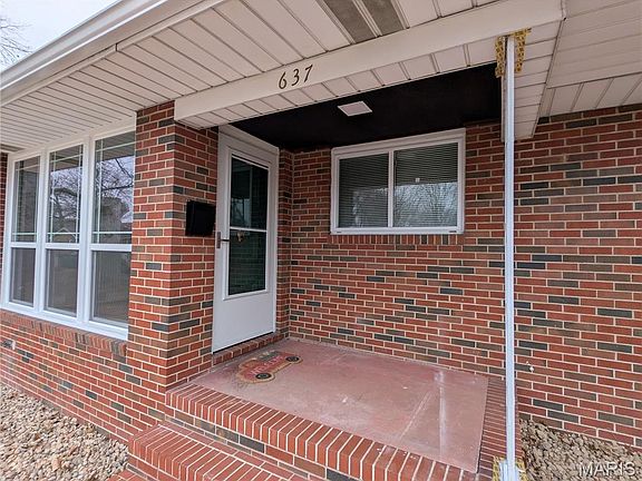 2nd image of 637 Grove Ave