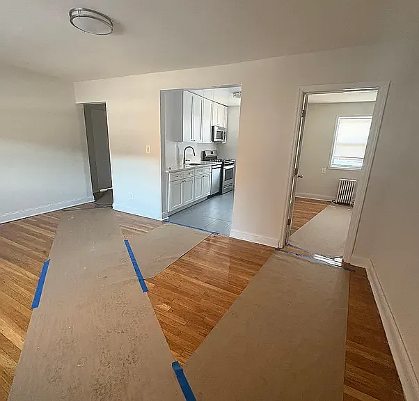 67-02 Springfield Blvd #E — Photo 1