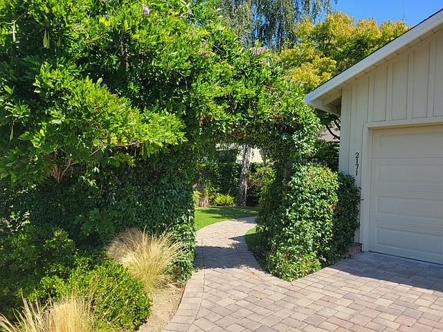 1st image of 2171 Avy Ave
