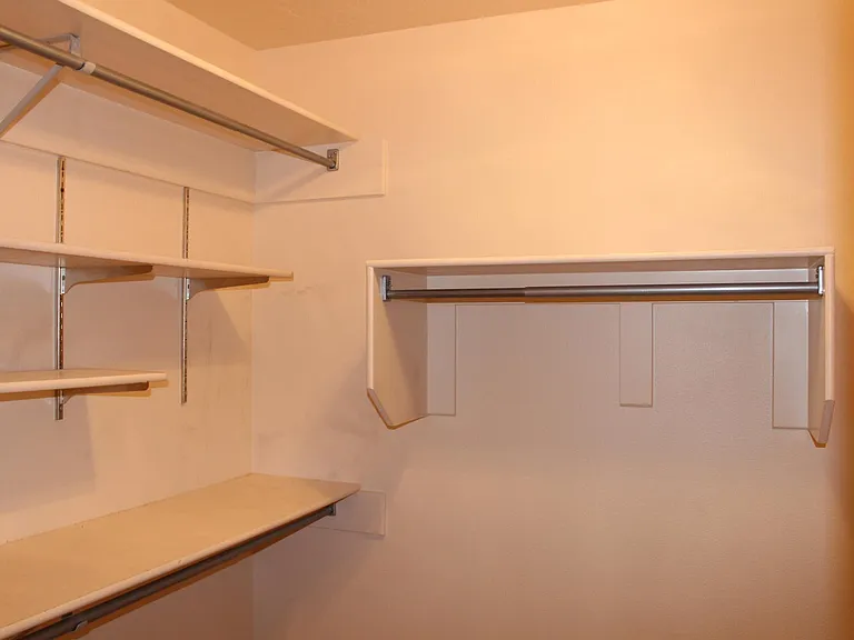 210 N Mall Dr #129 — Photo 14