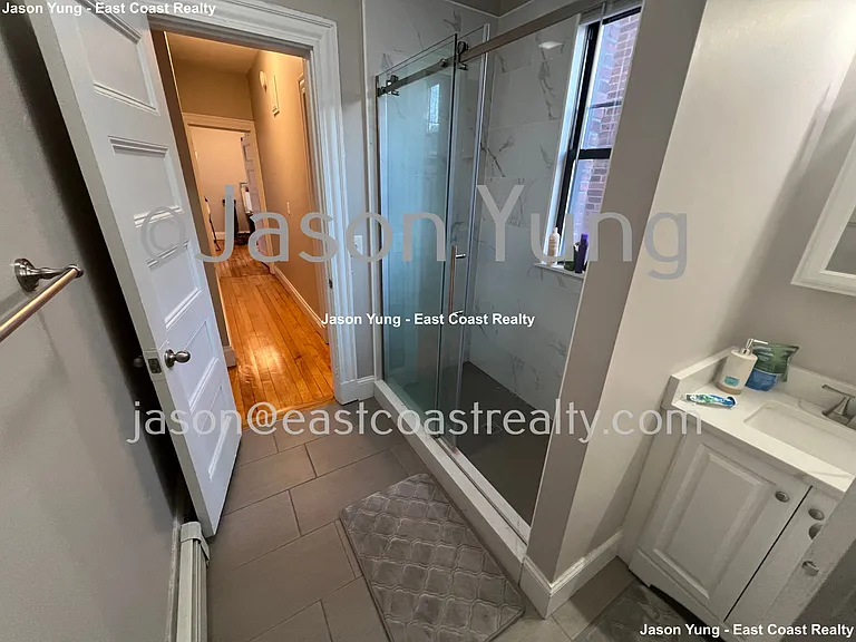 72 Gardner St #D5 — Photo 17