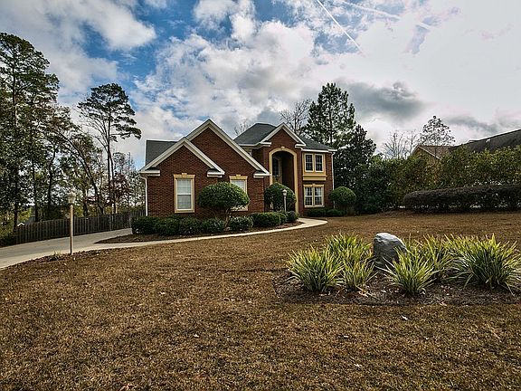 4th image of 5786 Farnsworth Dr