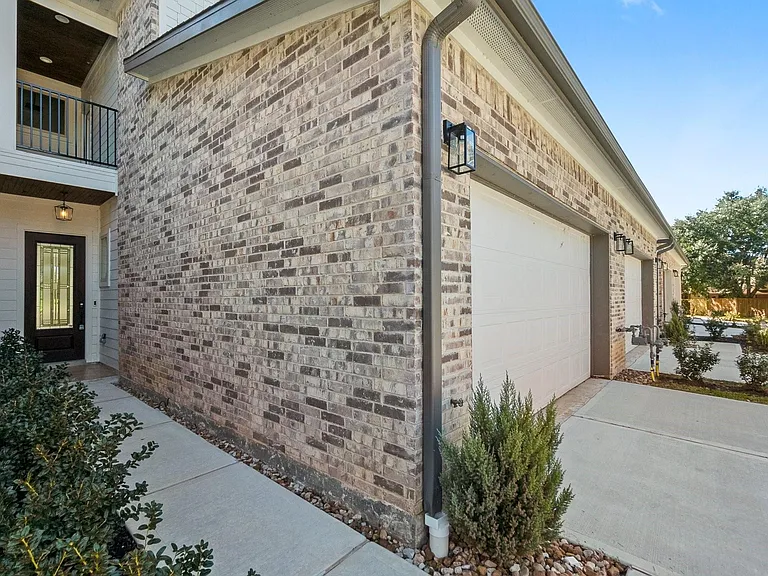 14822 Spica Ct — Photo 4