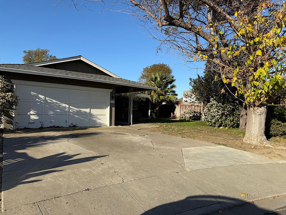 1st image of 2508 Balmoral St #2508
