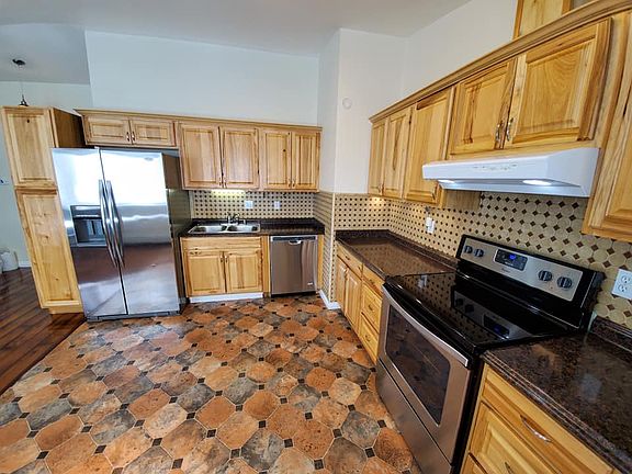 3rd image of 1910 E 72nd Ave #2