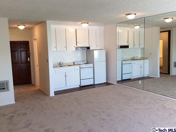 2nd image of 18307 Burbank Blvd Unit 328