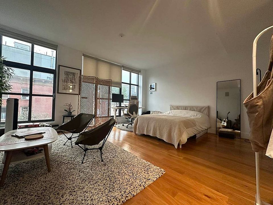 1st image of 1040 Dean St APT 404