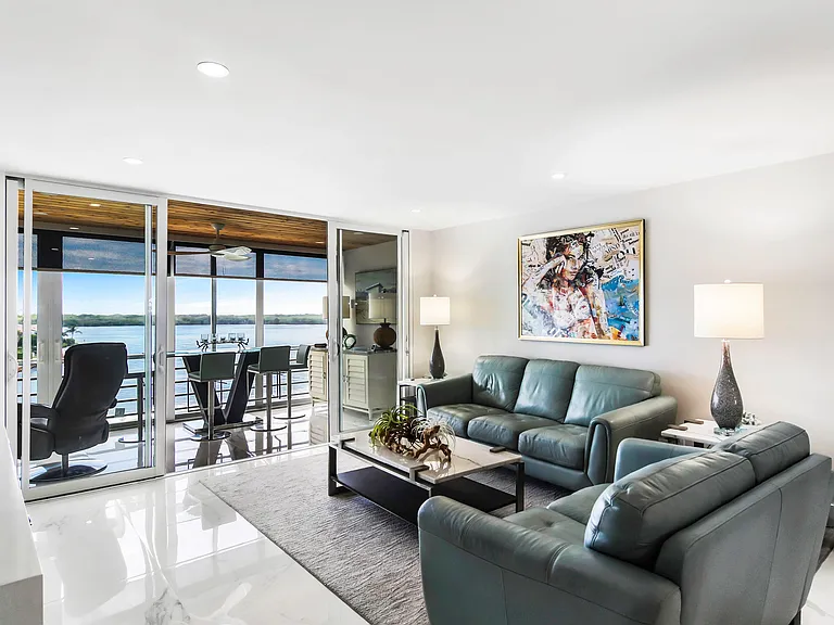 44 Yacht Club Dr #611 — Photo 7