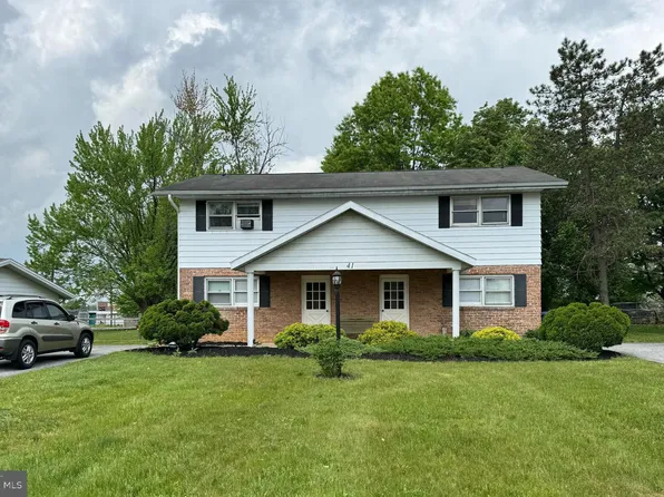 41 Turner Dr, Fayetteville, PA 17222