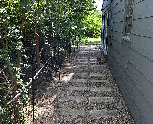 2nd image of 2983 Plymouth Ave