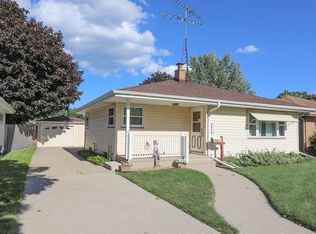 7815 42nd Ave, Kenosha, WI 53142