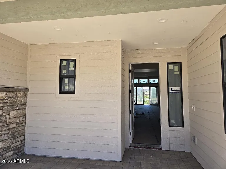 1175 Irwin Way — Photo 3
