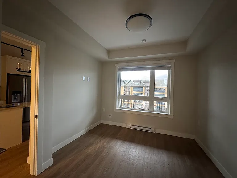 208b St — Photo 9