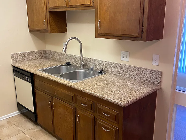 Above 7th Apartments — Photo 17