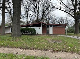 8428 Red Fir Dr, Saint Louis, MO