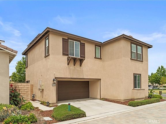 3rd image of 2902 S Halton Paseo