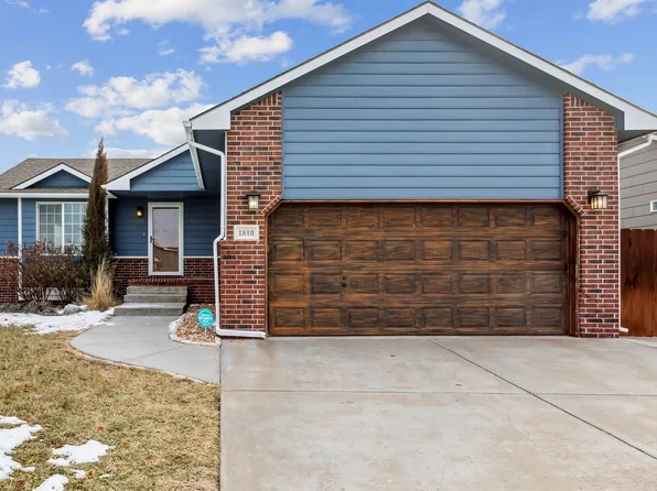 1810 S Lynnrae St, Wichita, KS 67207