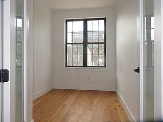 Rented by Rennit Inc.