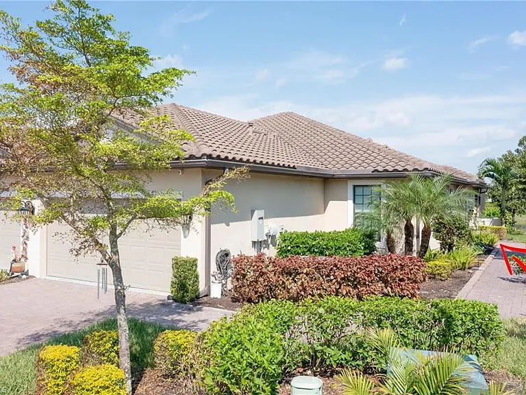 8013 Calle Canovas Ct — Photo 26