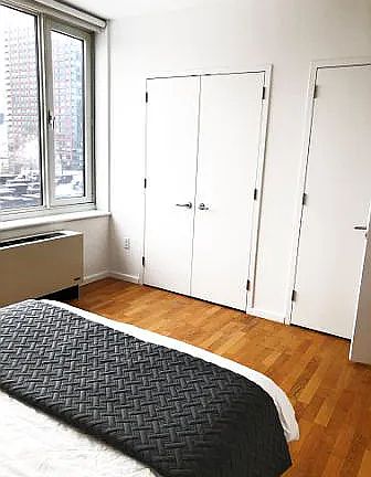 4th image of 635 W 42nd St APT 15E