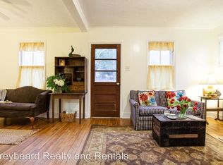 1008 Montreat Rd, Black Mountain, NC 28711