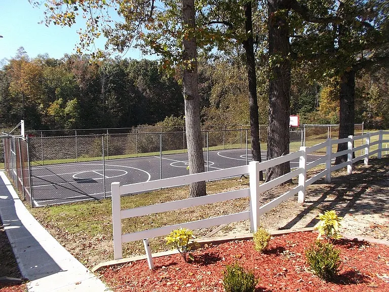 Woodlake (NC) — Photo 23