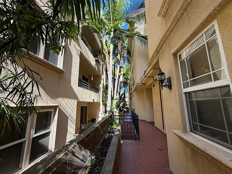 574 E Palm Ave #105 — Photo 25