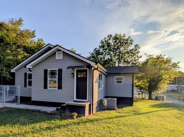 62 Parkett St, Rossville, GA 30741