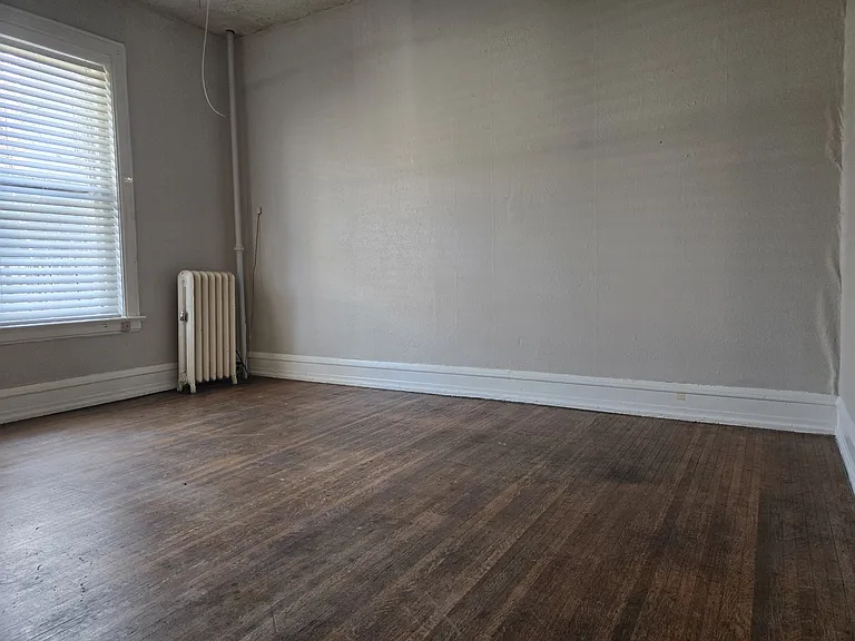 1358 N Ogden St #4 — Photo 6