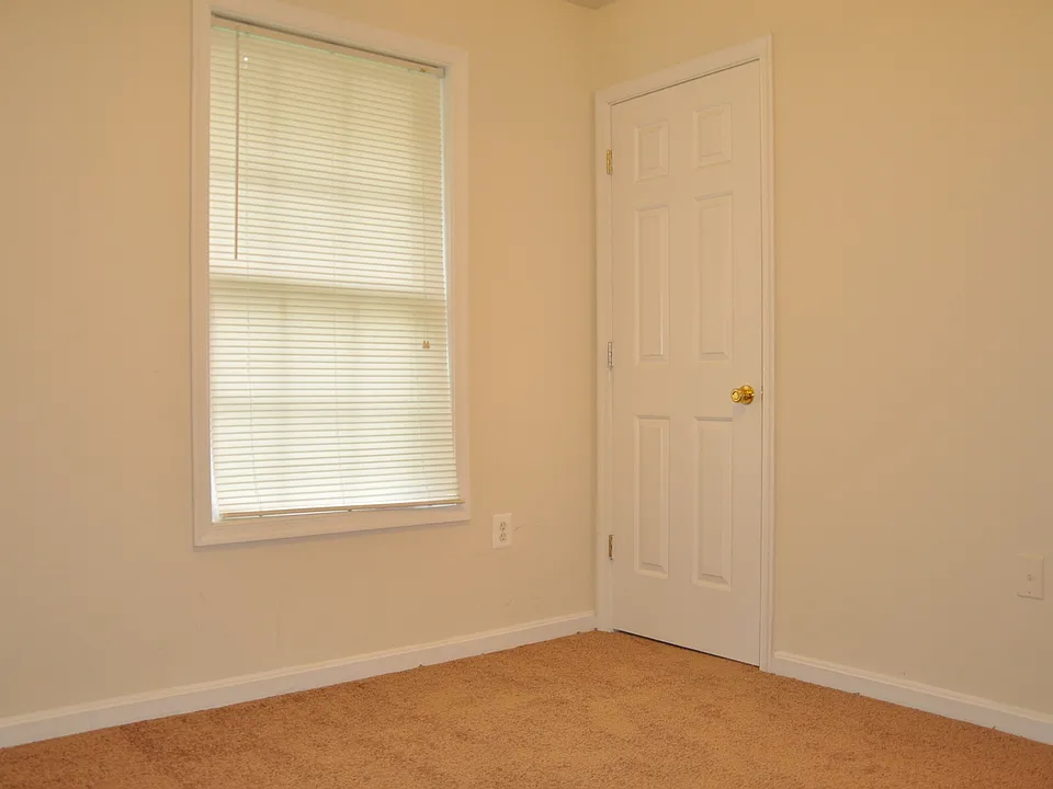 188 Aberdeen Dr