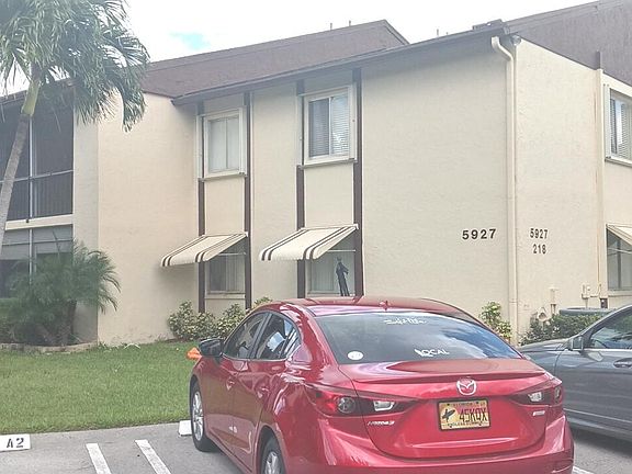 2nd image of 5927 La Pinata Blvd APT D-2