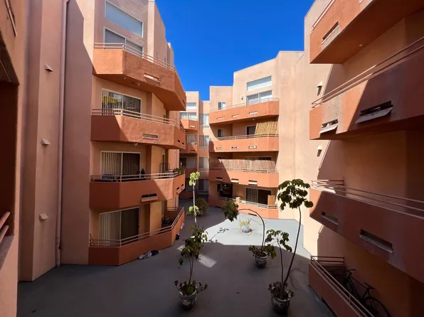 a813, 813 Alpine St #315, Los Angeles, CA 90012