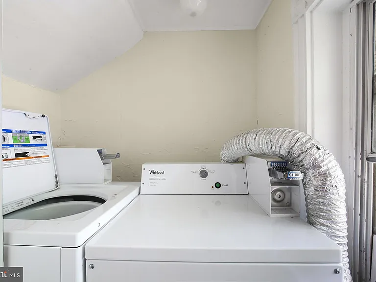 3512 Lancaster Ave #1E — Photo 11