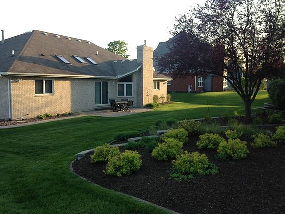 5th image of 631 Gibbons Dr