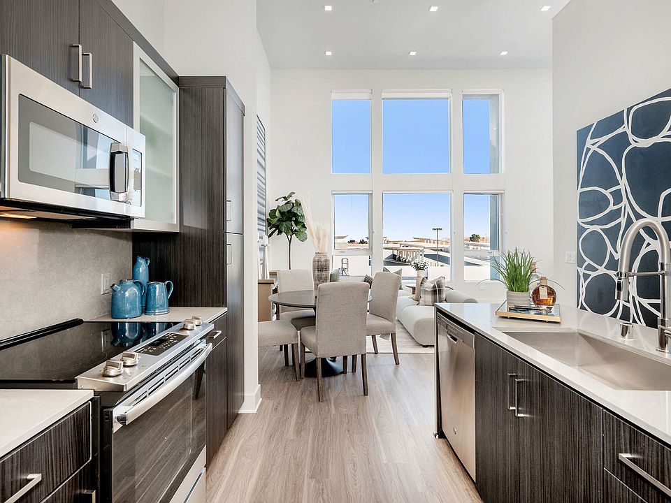 The Q Variel Apartment Rentals Woodland Hills, CA Zillow