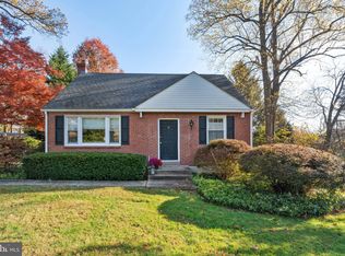 357 Old Eagle School Rd, Wayne, PA 19087