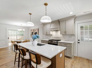 425 E Millbrook Rd, Raleigh, NC 27609