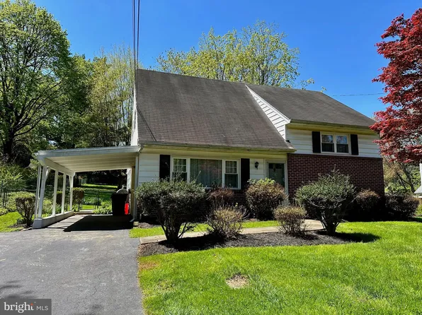 16 Frame Ave, Malvern, PA 19355