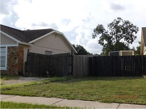 2nd image of 1006 Cameo Crest Ln