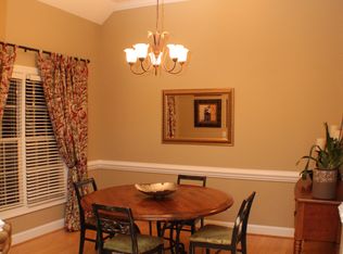 158 Lonetree Dr, Advance, NC 27006