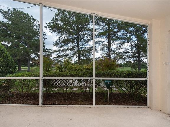 5th image of 3214 Banyan Hill Ln