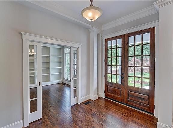 3rd image of 126 Bayberry Creek Cir