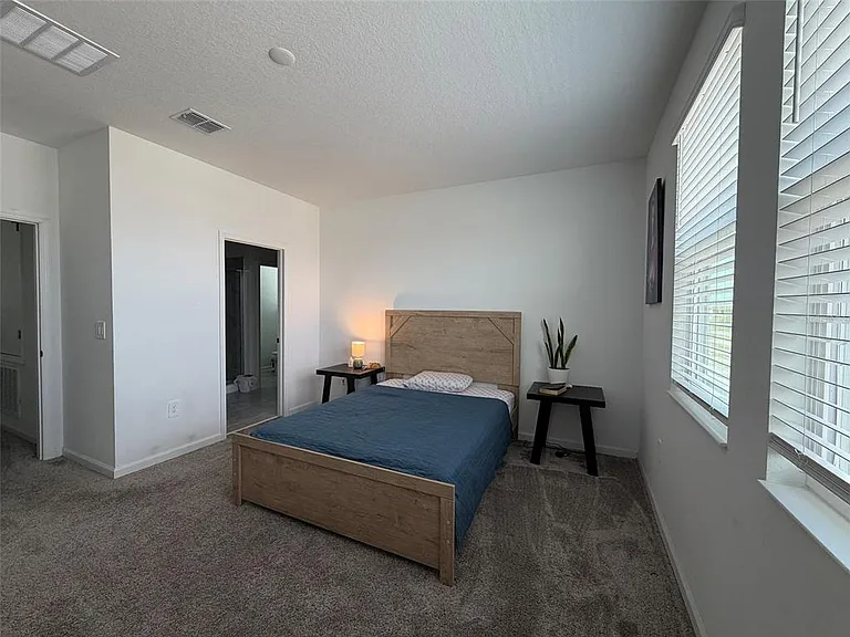 1944 Tohoqua Blvd — Photo 19