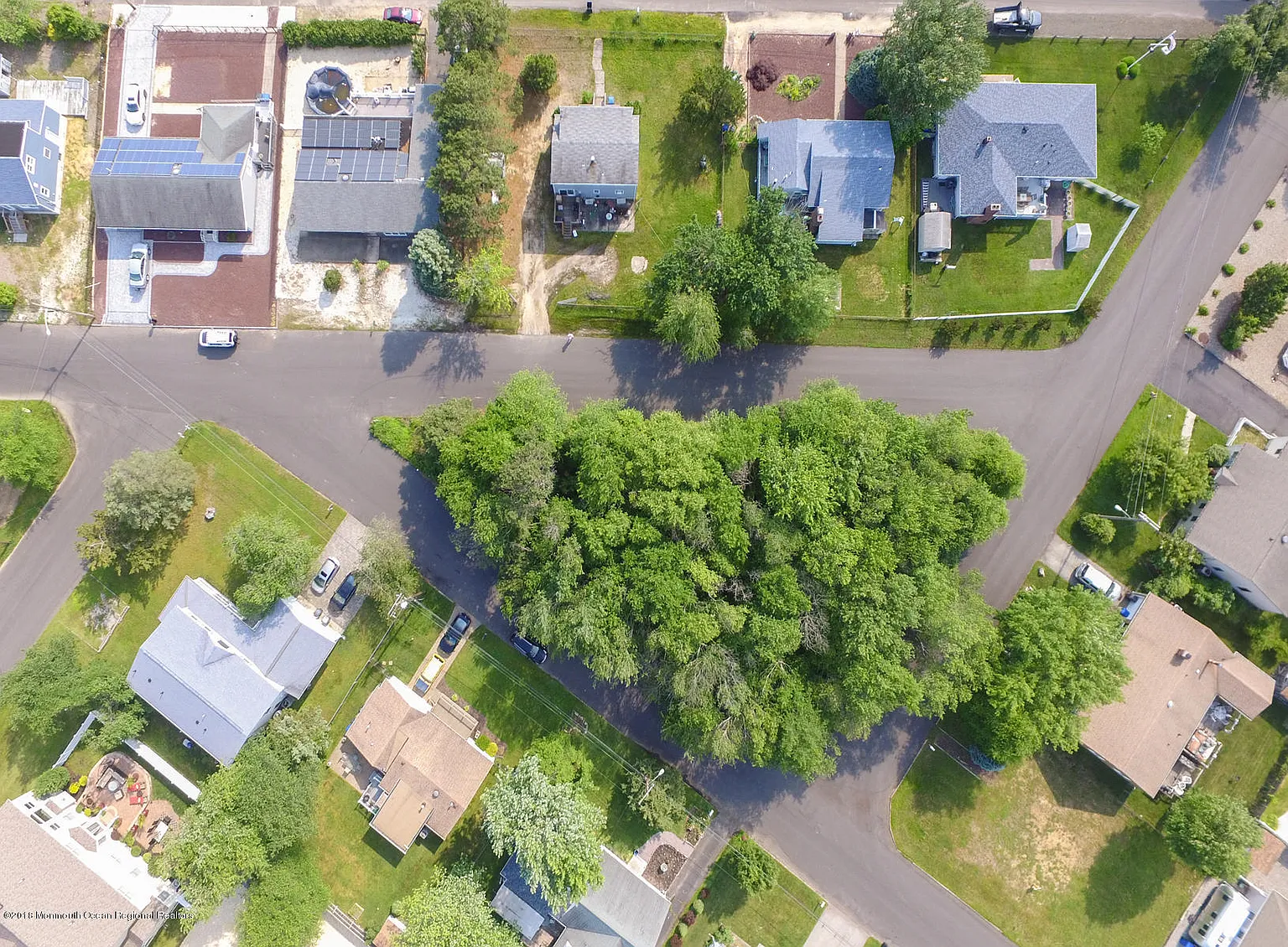 58 Cove Rd photo 1