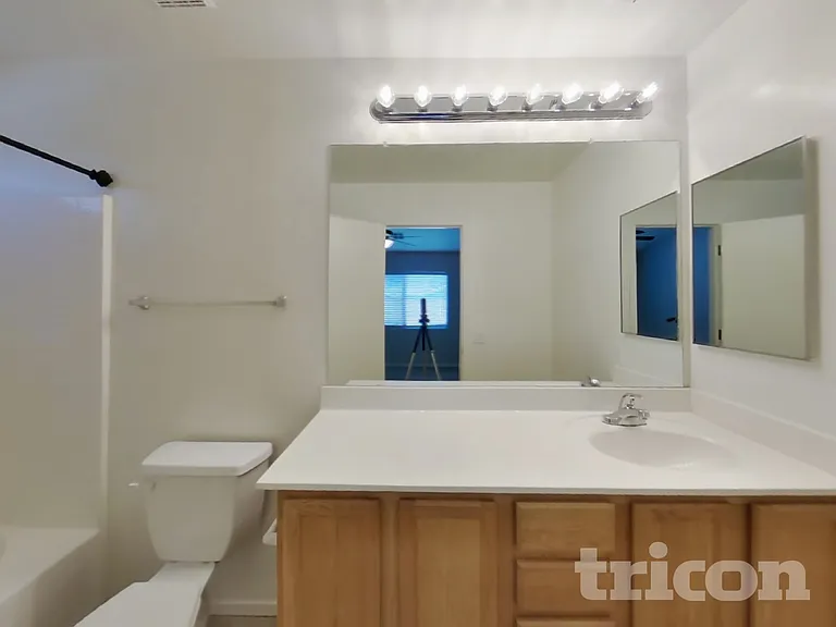 3194 W Tanner Ranch Rd — Photo 10