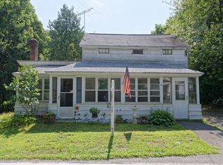 134 Beach Rd, Halfmoon, NY 12065