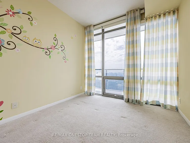 832 Bay St #4110 — Photo 20